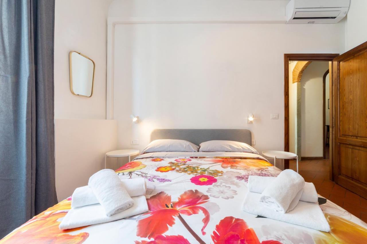 פירנצה 110 Sqm Apartment 6 Sleeps In Santa Croce מראה חיצוני תמונה